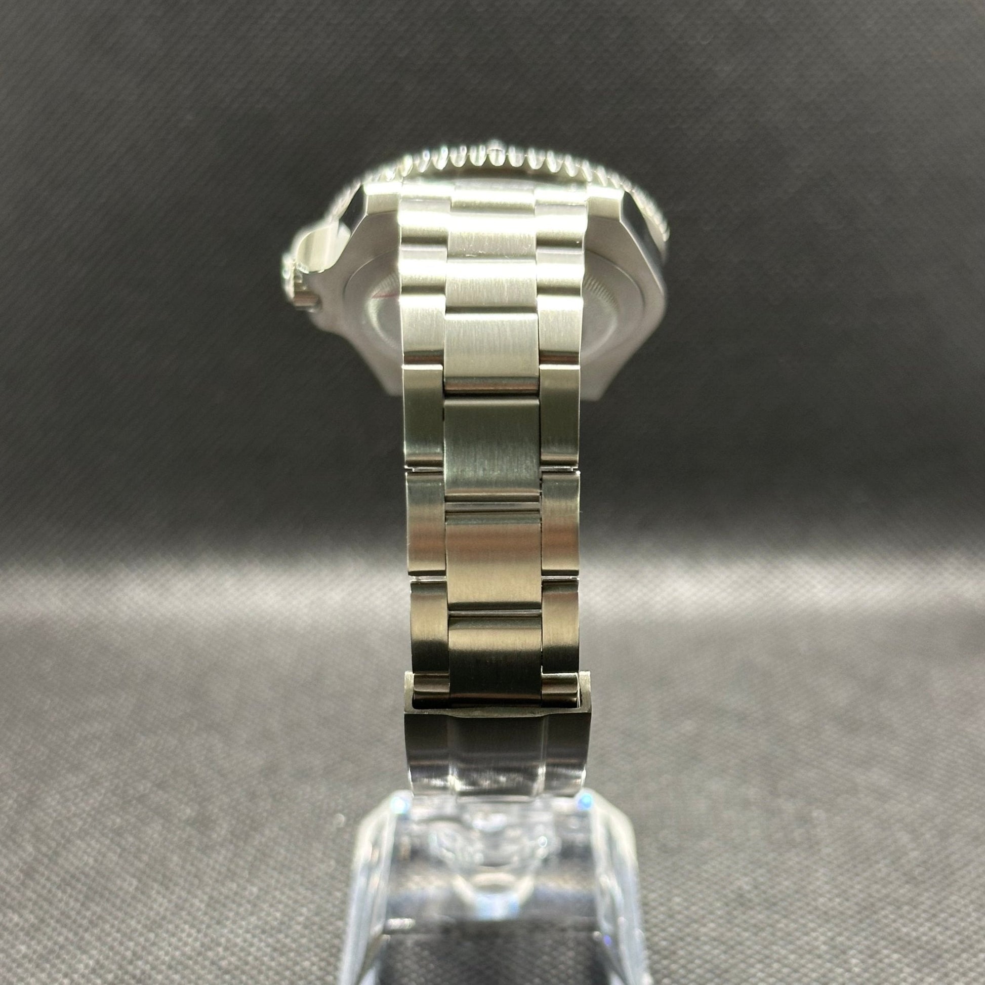 Seiko Mod "Submariner" Dive Watch (Premium Dial) - Somerville Watch Co. - Submariner Matte