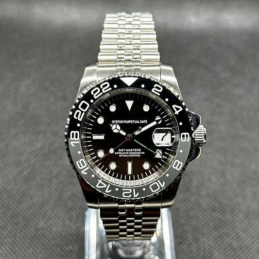 GMT Mod "Bruce Wayne" Dive Watch - Somerville Watch Co. - Bruce Wayne