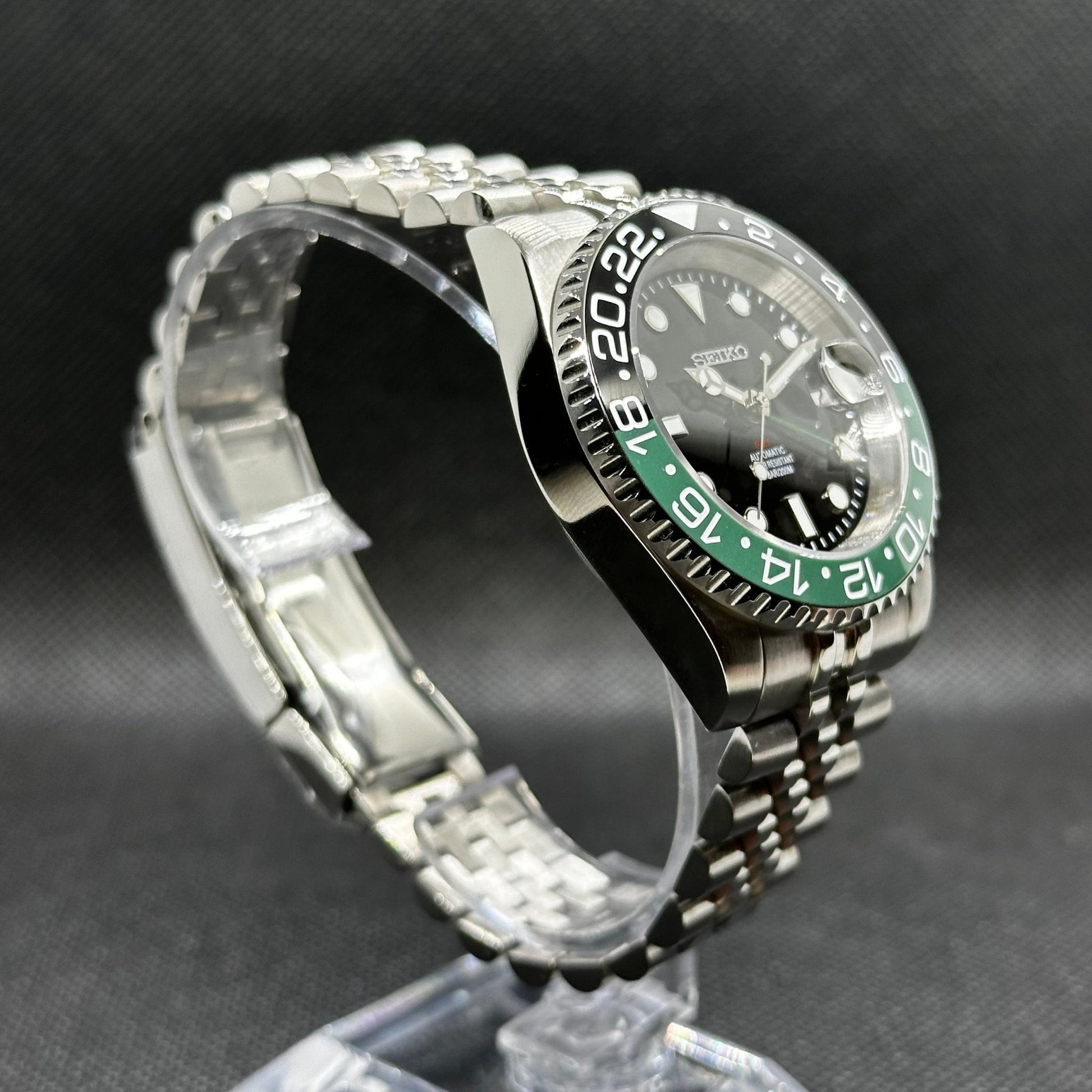 Seiko Mod GMT "Sprite" Dive Watch (Premium Dial) - Somerville Watch Co. - 